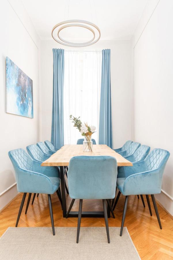 Apartamento Spacious And Near Metro I Close To Parks I Akh Viena Exterior foto