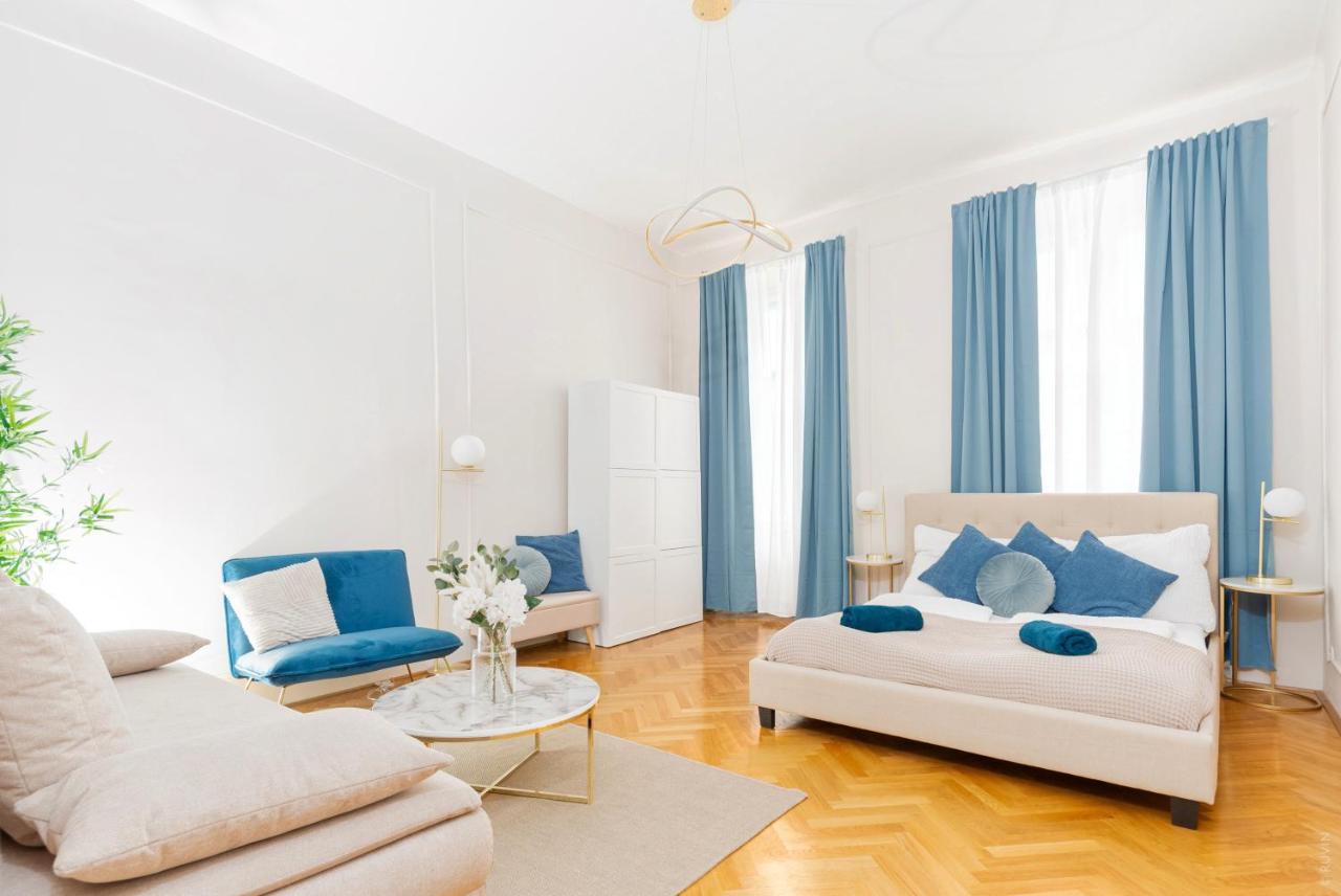 Apartamento Spacious And Near Metro I Close To Parks I Akh Viena Exterior foto