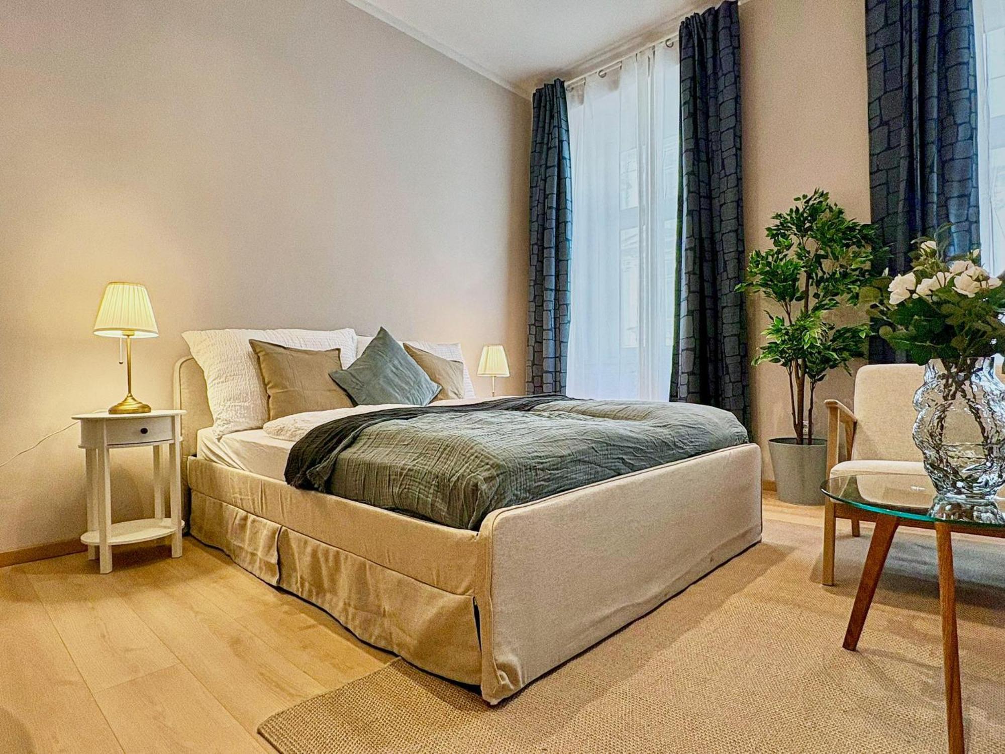 Apartamento Spacious And Near Metro I Close To Parks I Akh Viena Exterior foto